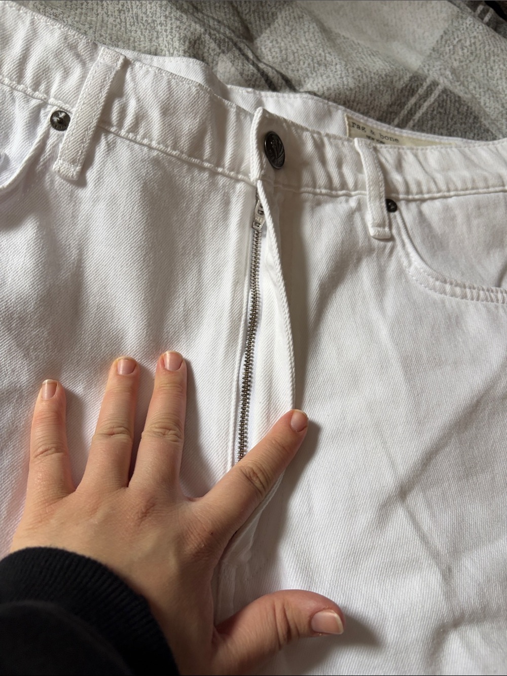 RAG & BONE MCKENNA HIGH-RISE BERMUDA DENIM SHORT - Picture 7 of 8